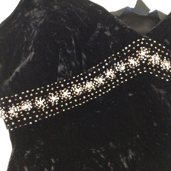 EXPRESS CRUSHED VELVET EMBELLISHED CAMISOLE MEDIUM - Picture 8 of 11